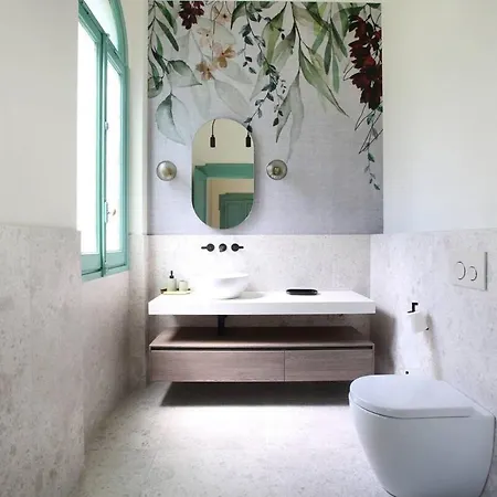 Silvestri In A Private Lakefront That Sleeps 12 Laglio
