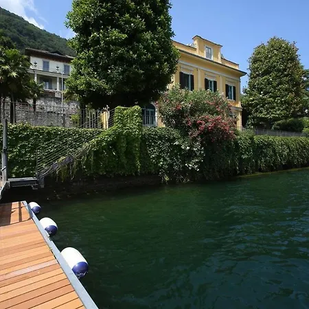 Villa Silvestri In A Private Lakefront That Sleeps 12 Laglio